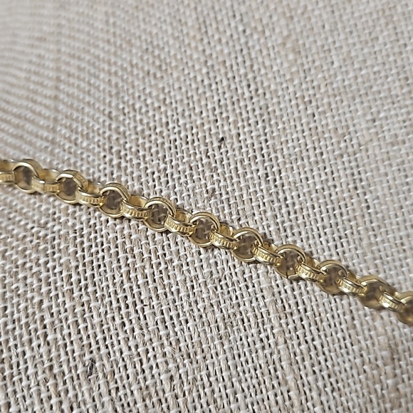 Vintage Medallion signed ART - Picture 6 of 8